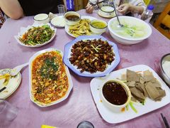 -洪霞餐馆