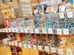 -VENCHI 闻绮(上海佛罗伦萨小镇店)