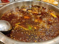 -肖肖酸萝卜鱼火锅(总店)