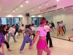 -Bella贝拉流行舞蹈