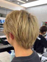 -苏奇发型·烫发染发