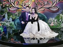 点击看大图 -GRACE KELLY婚纱与礼服(北京店)