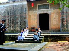 -玻璃桥景区石牛寨
