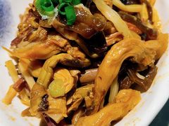 -璞臻汽锅餐厅(南京东路店)