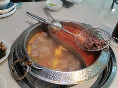 -左庭右院鲜牛肉火锅(浦江欢乐颂店)