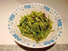 豆豉辣椒炒水芹菜-烹湘·鲜炒湖南土菜(海珠店)