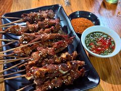 -乔岩保应烧烤店