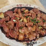人均30多块钱就能吃饱，性价比超高。推荐，大家冲冲冲！