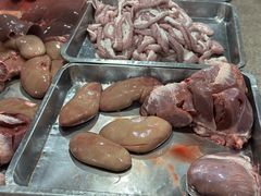 -标记美食新鲜猪杂(兴南大道店)