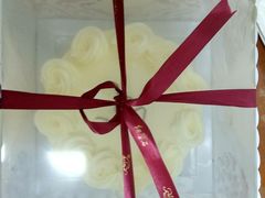 -红宝石·鲜奶小方·海派西点房(南丹店)