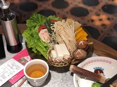 四季综合时蔬拼盘-椰妹·椰子鸡火锅(三祺广场店)