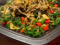 炭烧牛蛙平锅紫苏味-蘭奢雅集·江浙菜(青山江滩店)