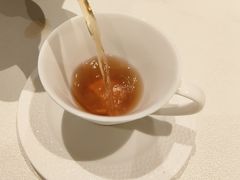 -燕庭·纯燕窝·甜品下午茶(南京西路店)
