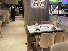 -左庭右院鲜牛肉火锅(金山万达店)