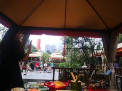 -二荆条·蜀鲜汇城市森林火锅