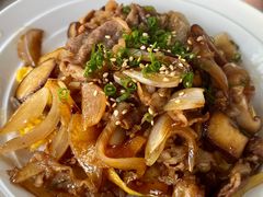滑蛋洋葱肥牛饭-伊藤ITO(侨福芳草地购物中心店)