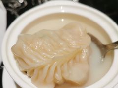 鱼翅炖灌汤饺-小東馆(东纵路店)