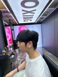 -藤野造型•烫染专业店