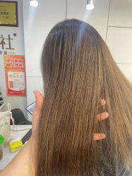 -镁连社·美联社
