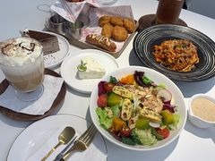 -露露家咖啡店