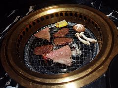 -山川小町·极番烧肉(新地假日广场店)
