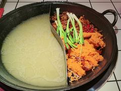 -热火朝天鲜切牛肉火锅(南强街巷店)