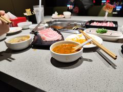 -海底捞火锅(新松江路生日主题店)