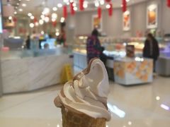 手工蛋卷冰淇淋-面包新语(龙湖·西宸天街店)