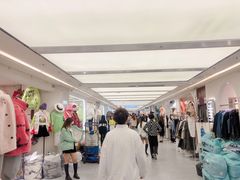 -广州壹马服装广场