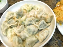 -周家大连水饺(美专校街店)