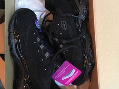 -SKECHERS 斯凯奇(上海国际时尚中心店)