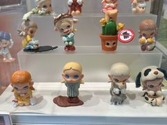 -泡泡玛特POPMART (北京超极合生汇店)