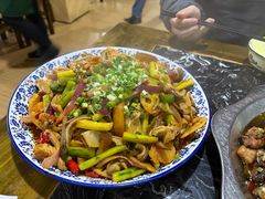 -廖哥泡椒兔(峨眉店)