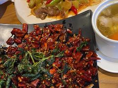 -隔壁老王·家常云南菜(花巷店)