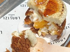 香草焦糖布丁泡芙-LANLIZI BAKERY(COSMO店)