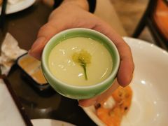 茉莉花奶冻-福州仓山凯悦酒店·Market Cafe Lacucina咖啡厅