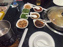 -丫丫汤膳打边炉(宏府408坊店)