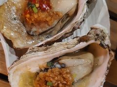 黄金生蚝-蚝蚝先生·广式烧烤(信天广场店)