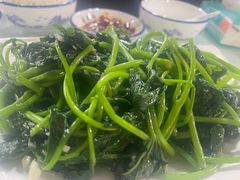 -范饭椰林川湘味海鲜·椰子鸡(三亚湾椰梦长廊店)