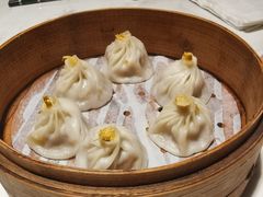 蟹粉小笼包-绿波廊(豫园店)