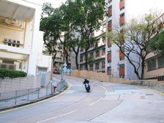 -香港大学