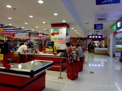 -卜蜂莲花(杨高北路店)