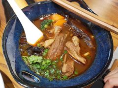 金牌私房牛肉面-贯一台湾牛肉面(八一七中路店)