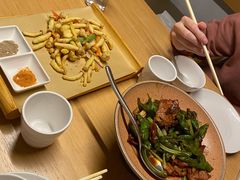-关东小磨东北菜(上海长风大悦城店)