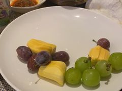 -雍和会海鲜姿造自助(湖东路店)