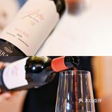 提前预订了TERRAZAS台阶红酒和酒店合作菜单