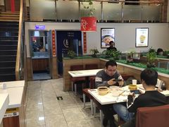 大堂-嘉和一品粥(津华昌道店)