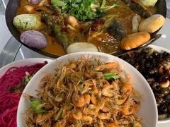 -丹水桥地锅鱼·翘嘴鲌·地方特色全鱼宴(丹江口大坝店)
