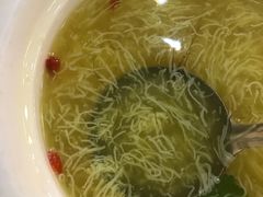 -马尔龙新疆饭店·清真(瑞景店)