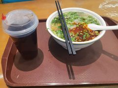 -伊京轩兰州牛肉面(闹市口店)